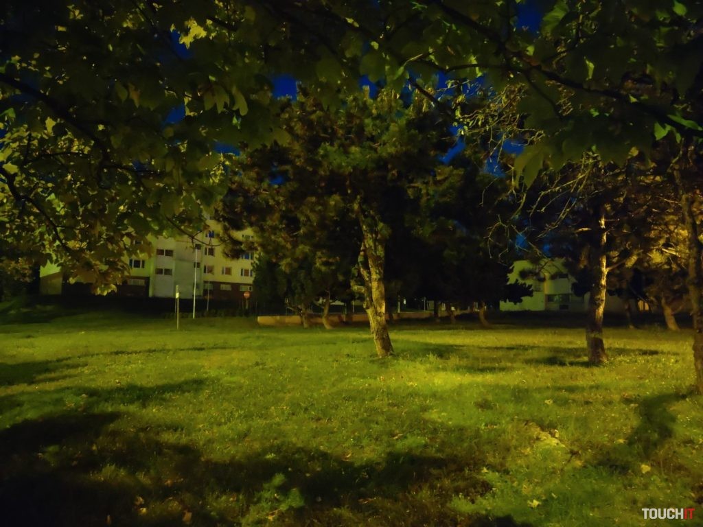 motorola razr 5G test photo