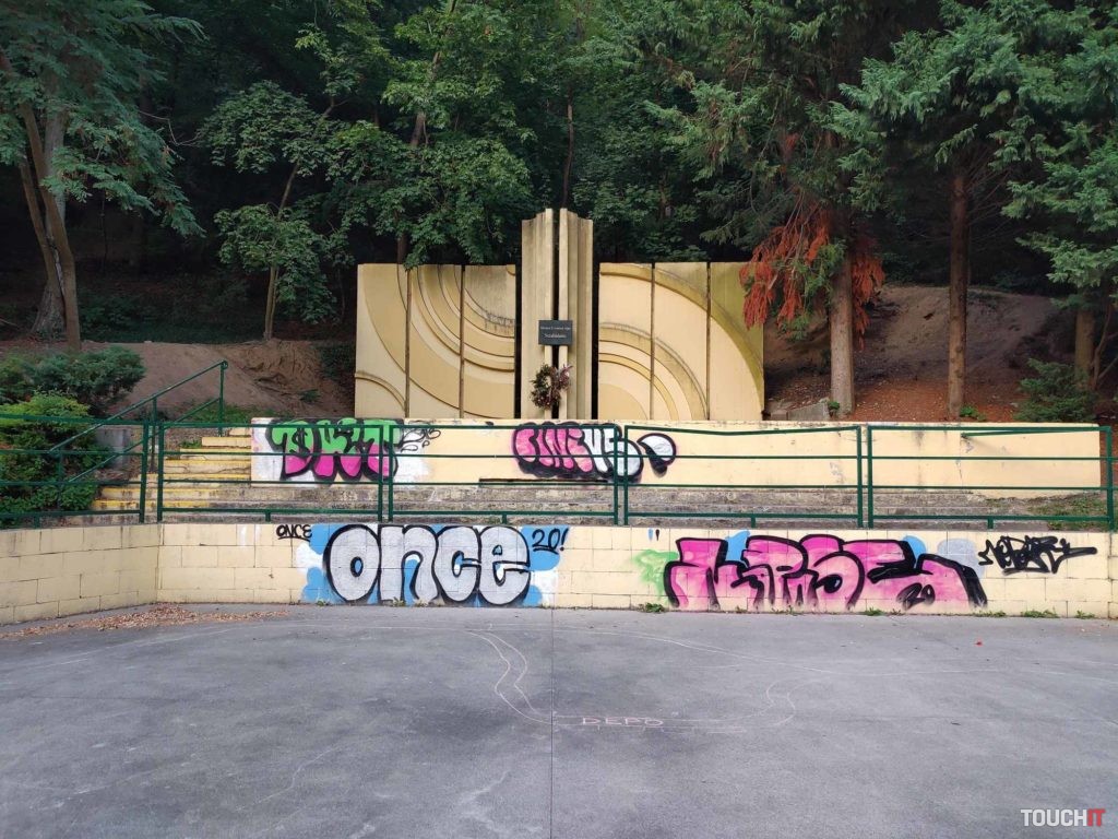 motorola razr 5G test photo