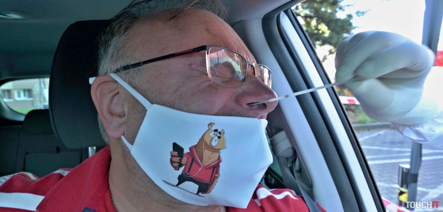 Aktualizované: Pezinok testoval bez radov a vydával elektronické certifikáty. Ako zareagujú ostatné mestá?