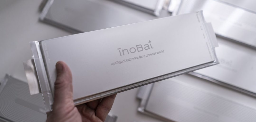Slováci z InoBat Auto ukázali prvú inteligentnú batériu na svete