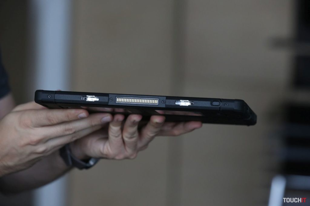 Panasonic TOUGHBOOK A3