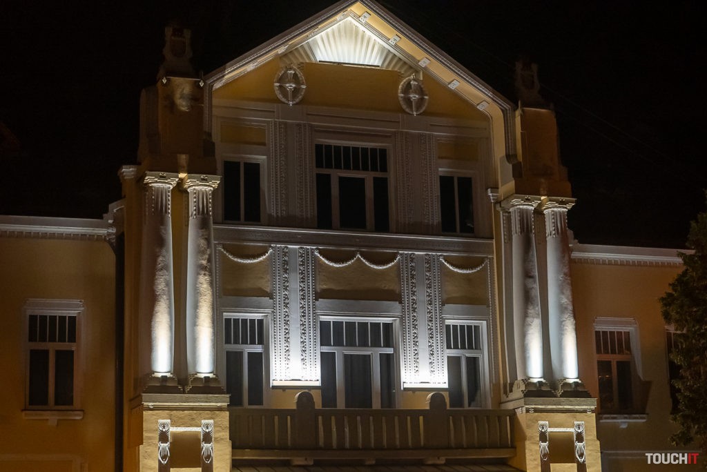 Sony A7 III + Sony FE 70-200 mm F4, ISO 2000, 1/80s, F5.0, 70 mm