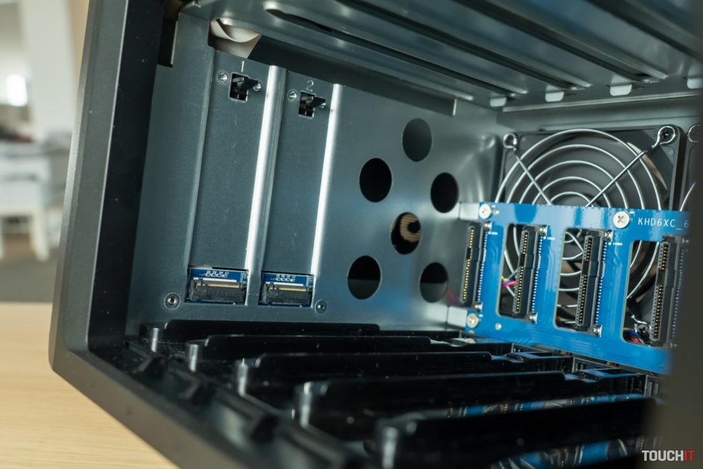 Synology-DS1621xsPlus