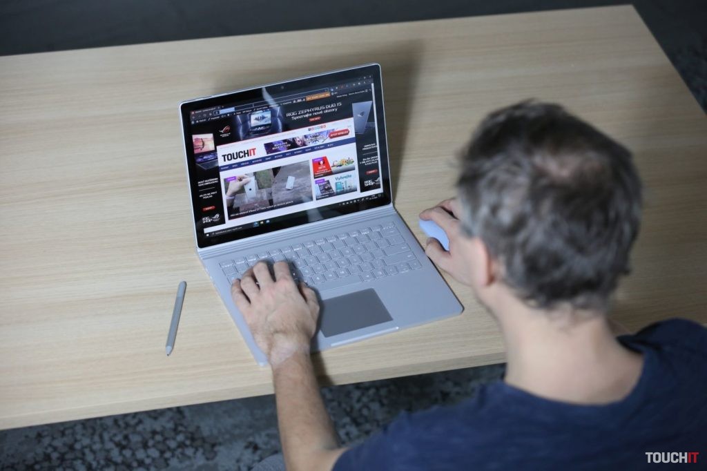 Microsoft Surface Book 3