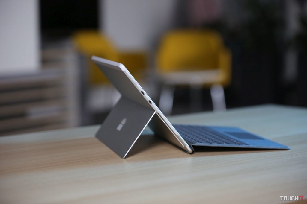 Microsoft Surface Pro X s procesorom SQ2