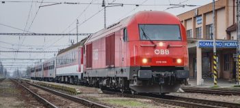 Národný dopravca vypravil jeden z prvých vlakov na linke Bratislava – Komárno
