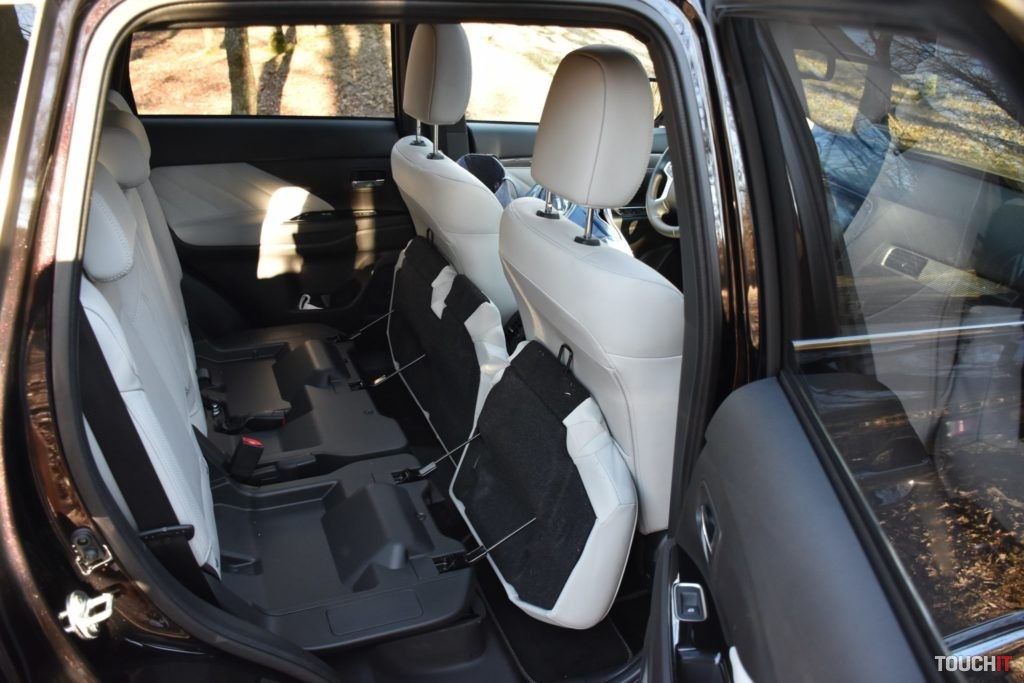 Mitsubishi Outlander PHEV