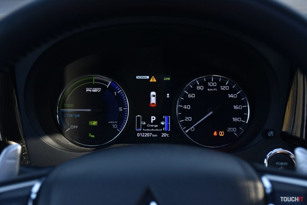 Mitsubishi Outlander PHEV