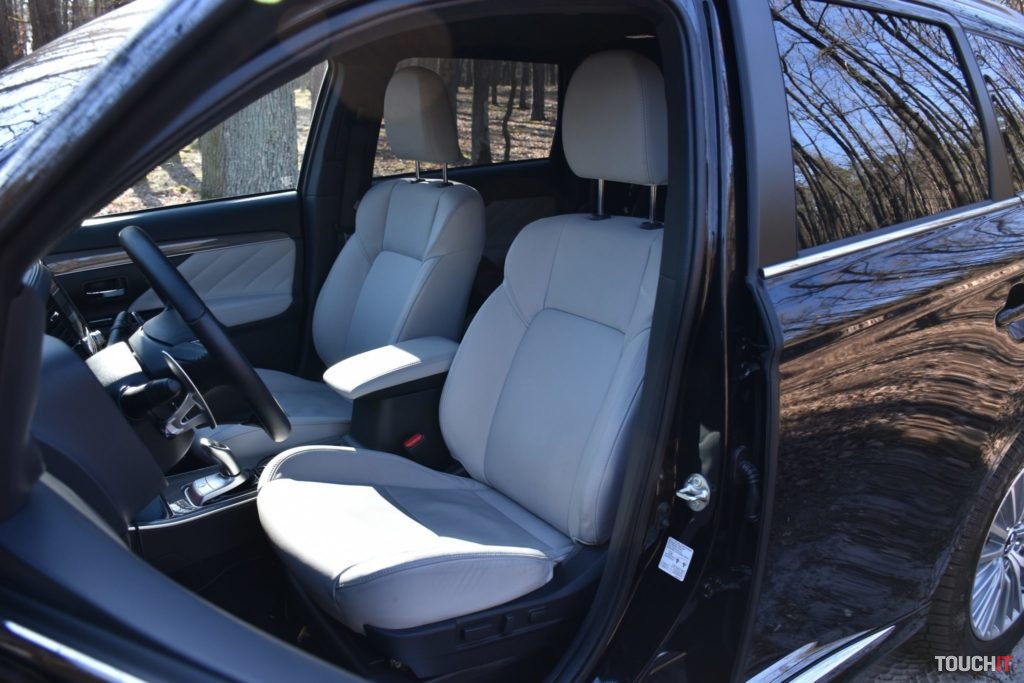 Mitsubishi Outlander PHEV