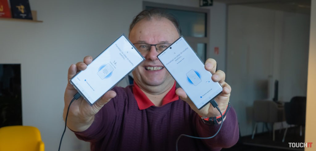 SmartSwitch pri káblovom prepojení starého a nového telefónu