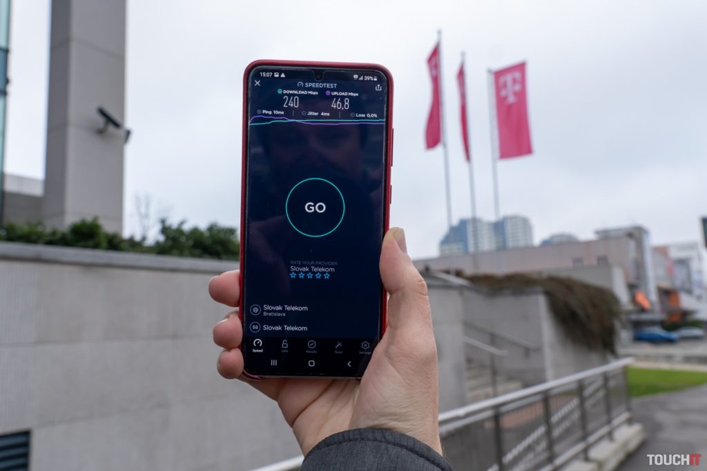 Testovali sme 5G sieť Telekomu v Bratislave