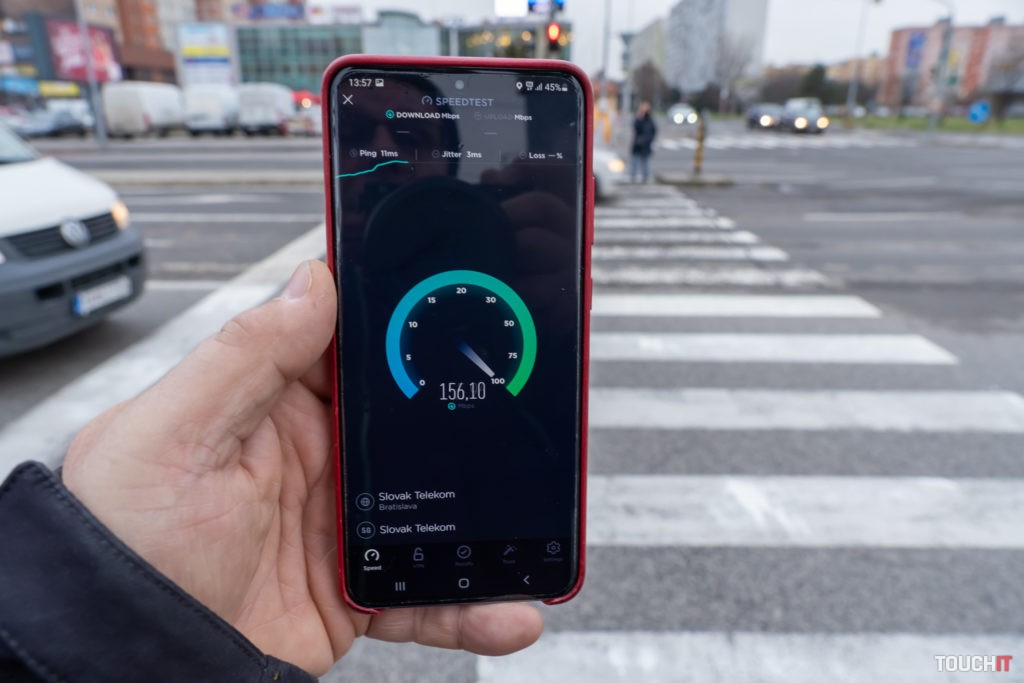 Testovali sme 5G sieť Telekomu v Bratislave