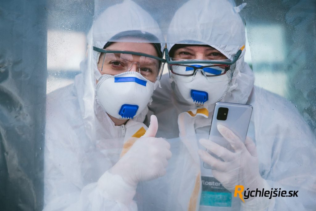 Bratislava, antigénové testovanie so službou Rýchlejšie.sk, 14.2.2021. Zdroj: Eva Amzler