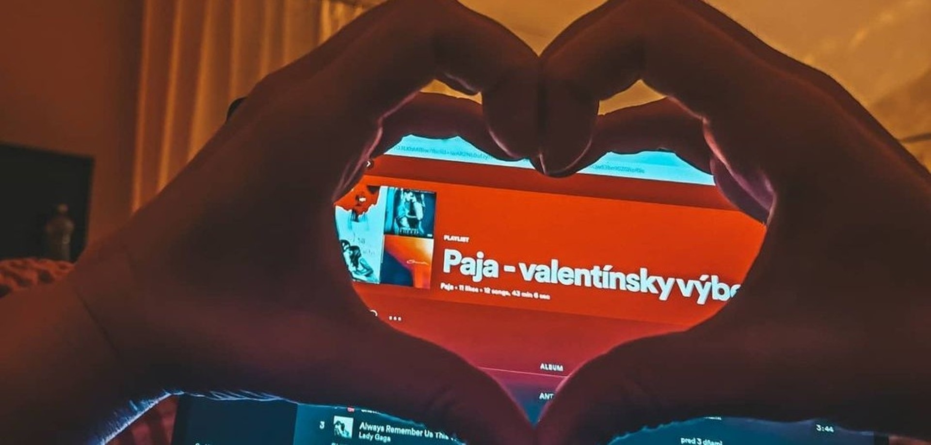 Attila Végh, Paulína Fialková a Milan Bez Mapy zverejnili valentínsky playlist: Vypočujte si ho v aplikácii Deezer