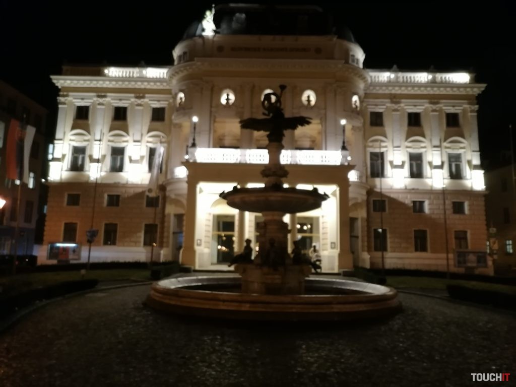 honor 10X lite night photo