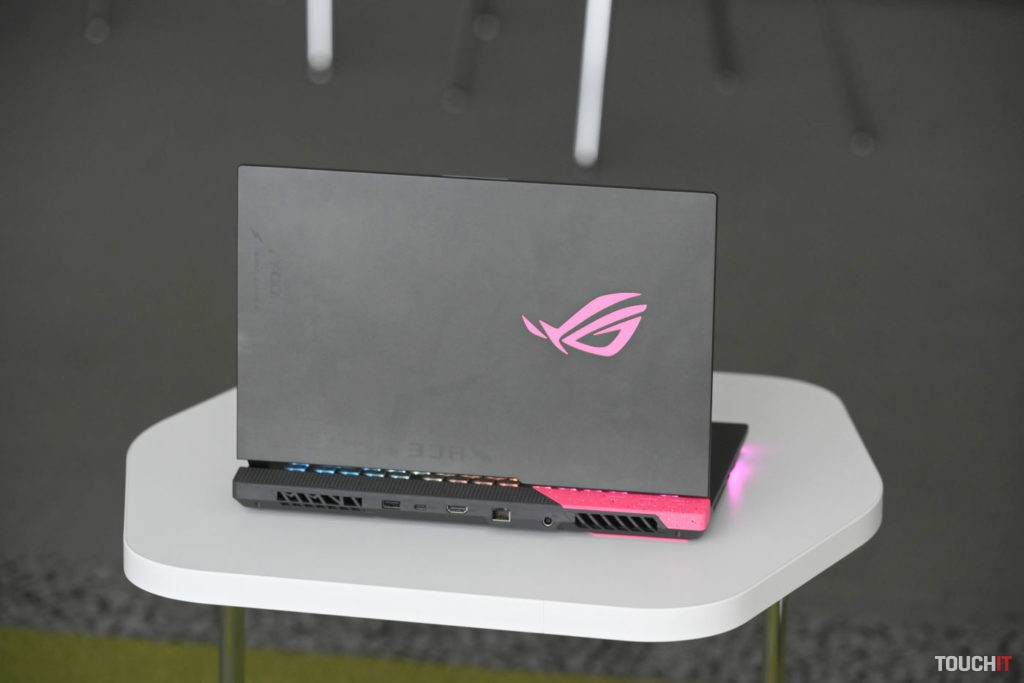 ROG Strix G15 2021