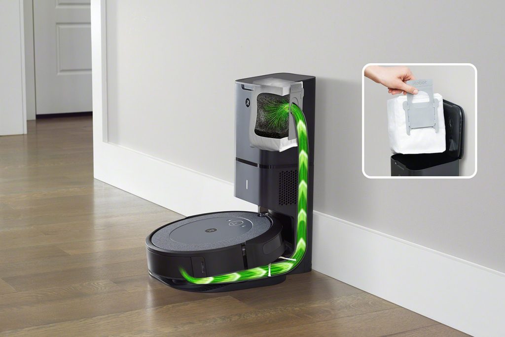 iRobot Roomba i3+ sa sama vyprádzni do stanice s vreckami AllergenLock. Zdroj: iRobot