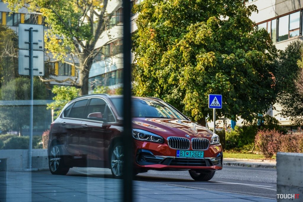 BMW 225xe Active Tourer