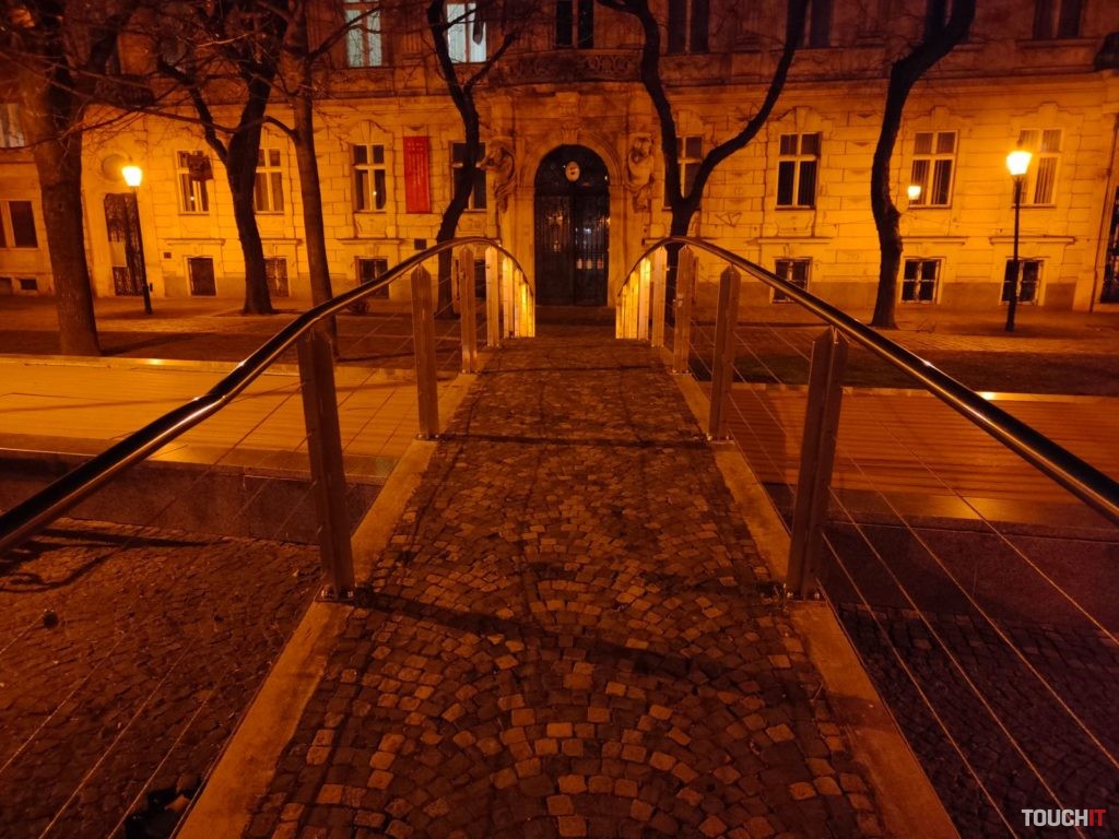 realme 8 pro photo test