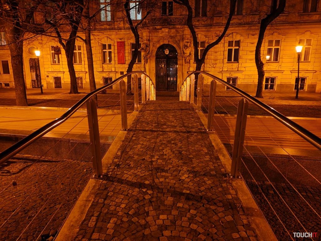 realme 8 pro photo test