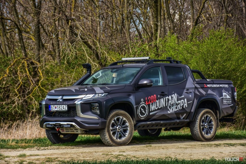 Mitusbishi L200 Mountain Sherpa