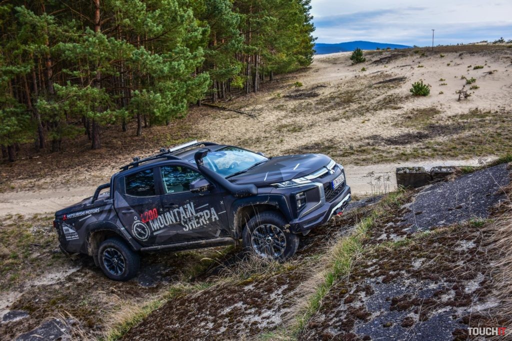 Mitusbishi L200 Mountain Sherpa