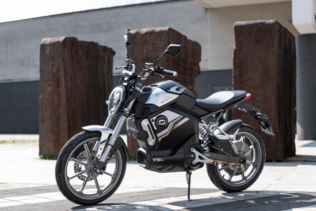 Ľahká športová elektrická motorka Super Soco TSX