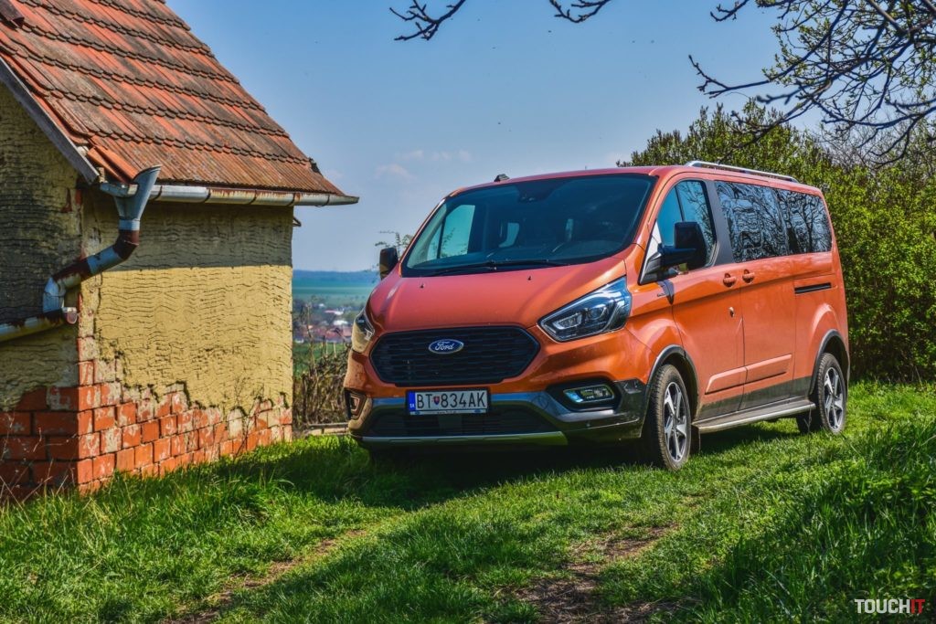 Tourneo Custom Active