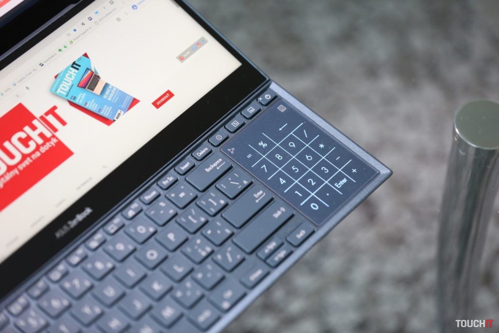 ASUS ZenBook Pro Duo 15 OLED UX582