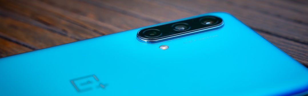 Trojica zadných fotoaparátov na OnePlus Nord CE 5G