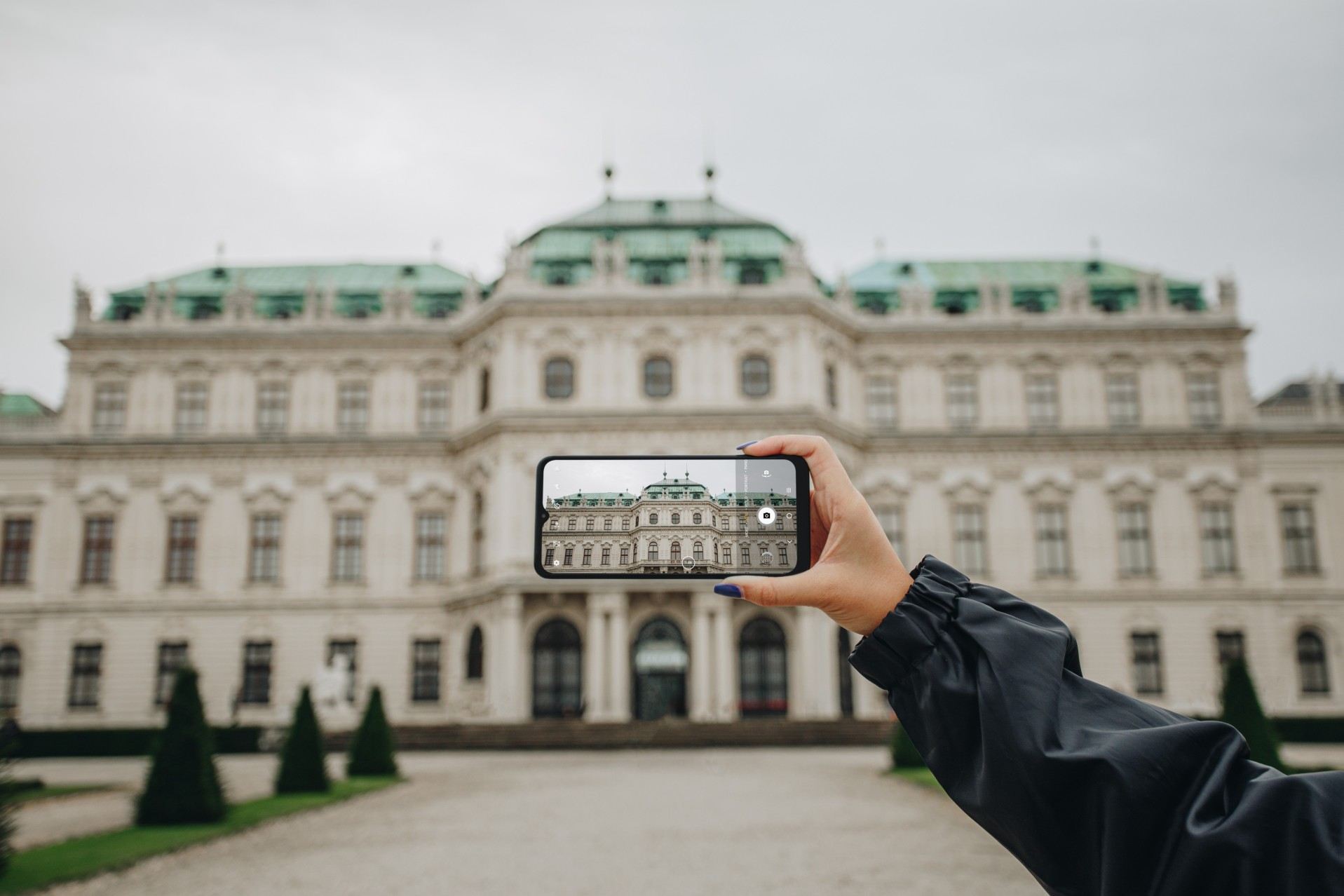 TCL 20R 5G: cenovo dostupný smartfón aj pre 5G