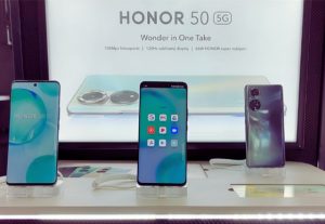 HONOR 50 odštartoval na Slovensku predaj, dostupný je aj u mobilných operátorov