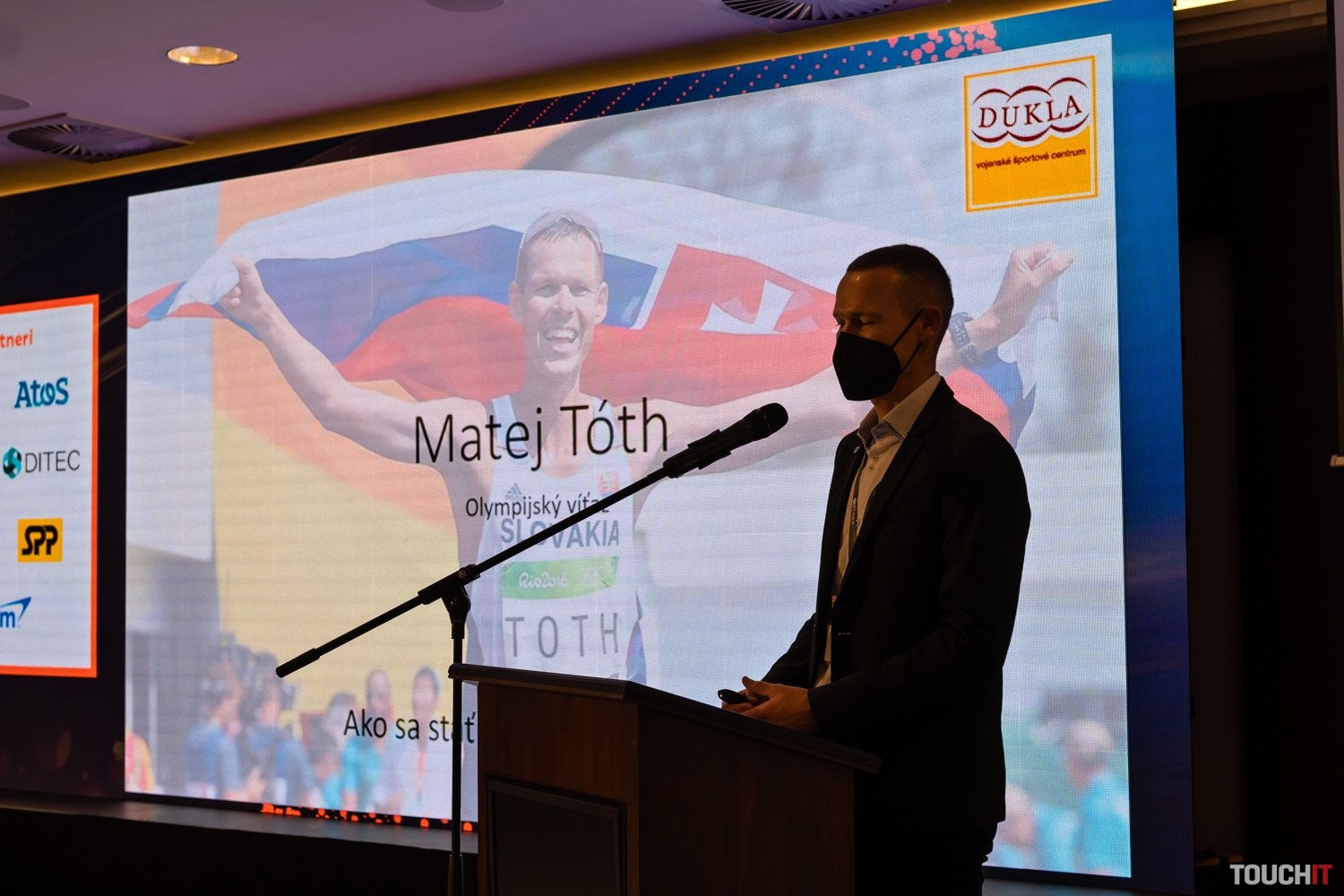 Príkladom pre vývoj IT je príbeh Mateja Tótha