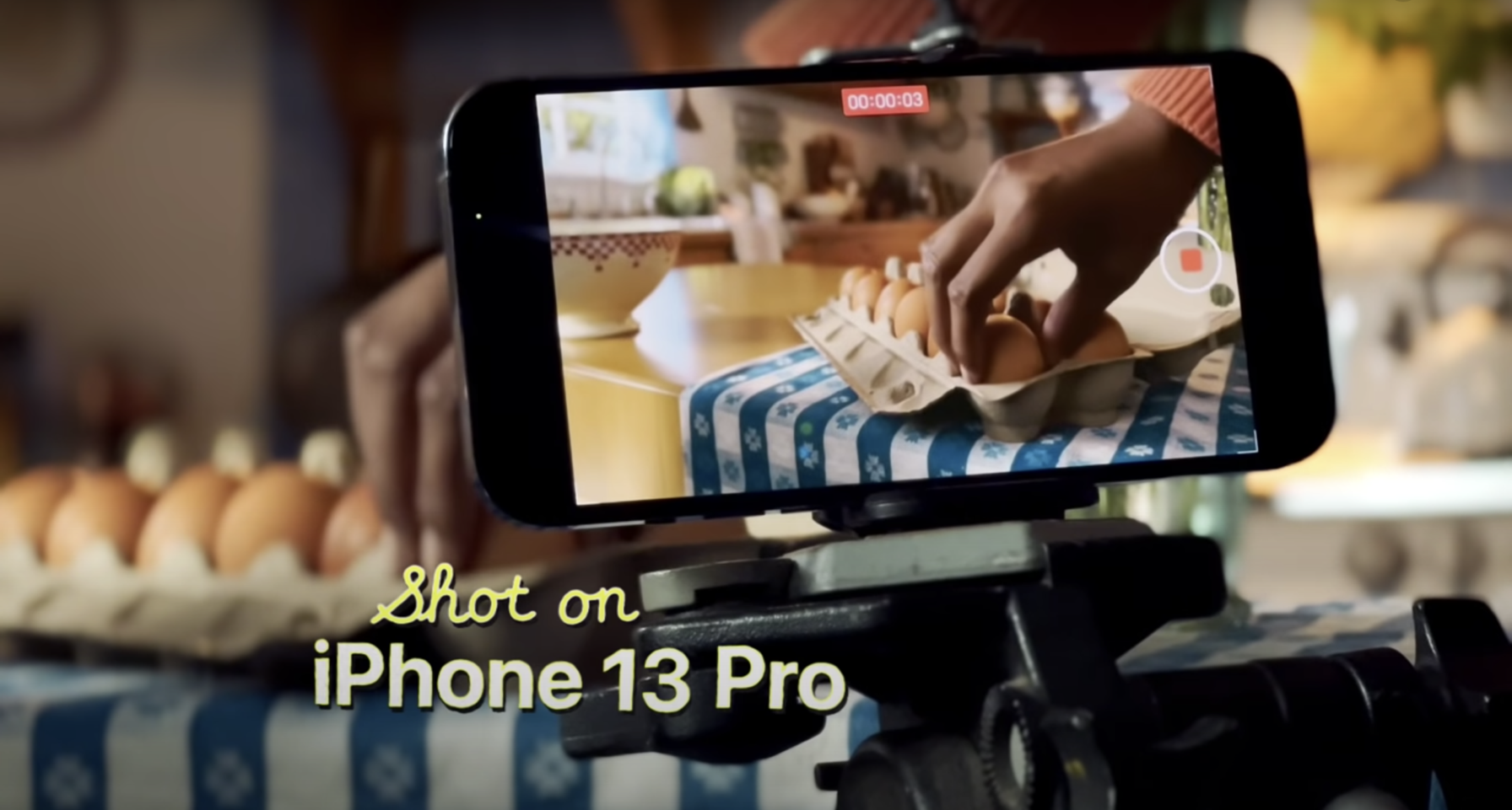 Tuctové vajce: Apple opäť prekvapuje a demonštruje možnosti iPhonu 13 Pro