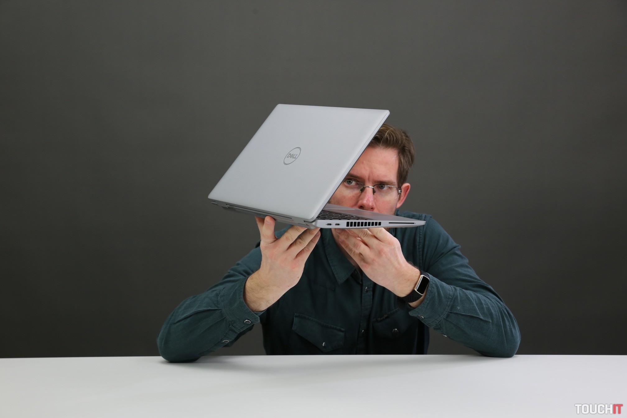 Dell Precision 3560: Všetky potrebné porty a vyše 7 hodín na batériu (RECENZIA)