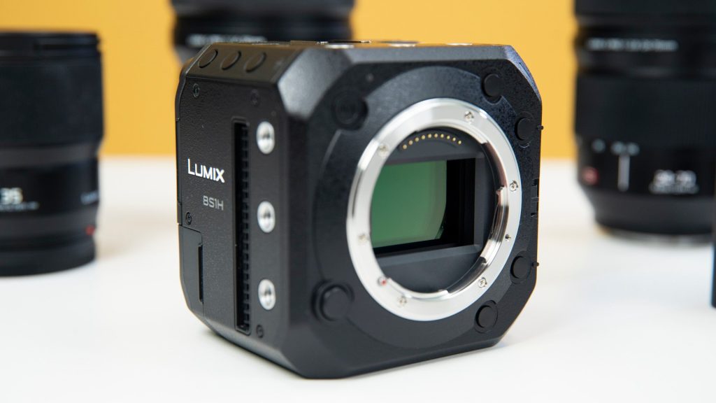 Kamera Panasonic BS1H