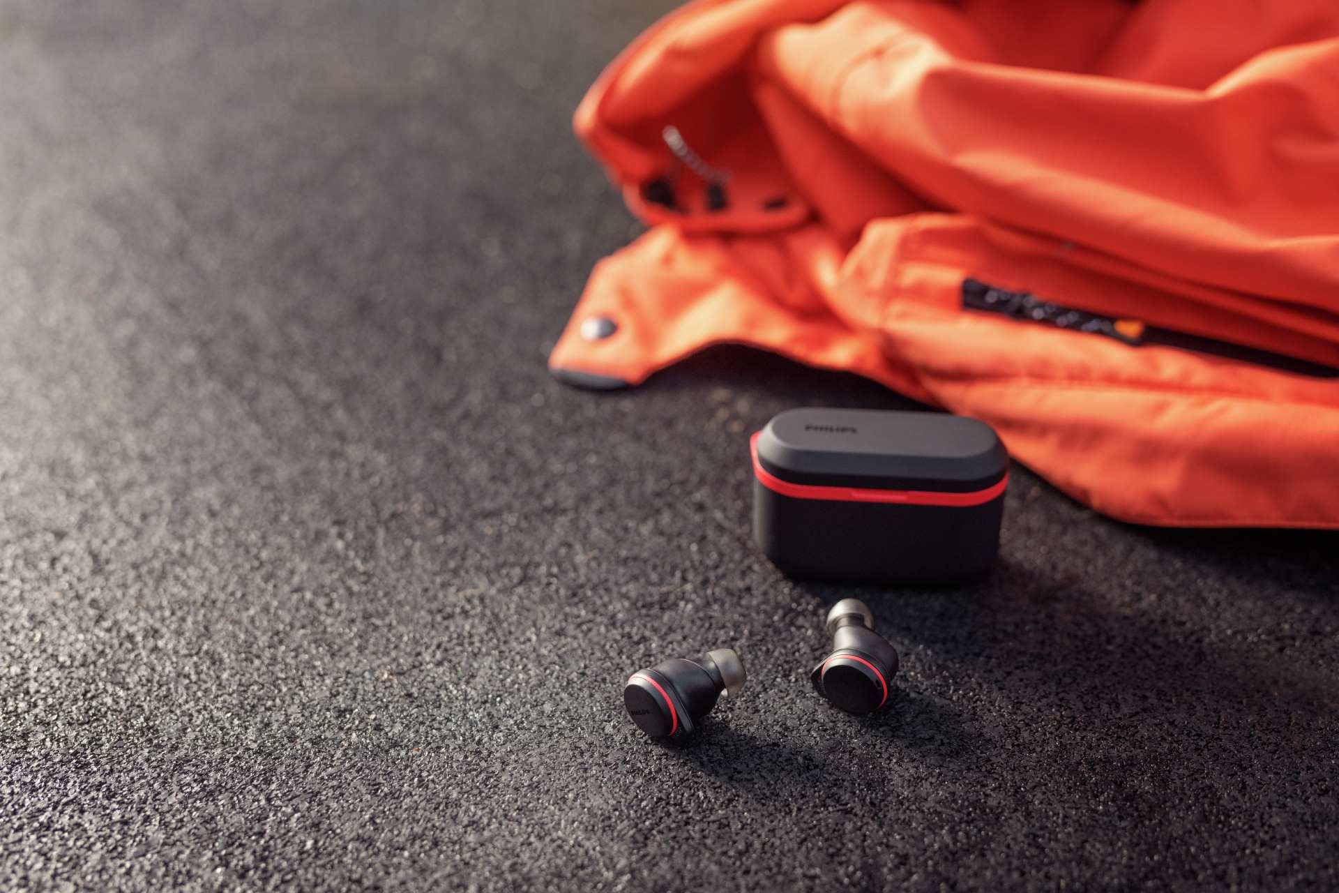 Philips Sound rozširuje športový rad slúchadiel GO