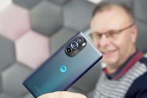 Motorola edge 30 pro