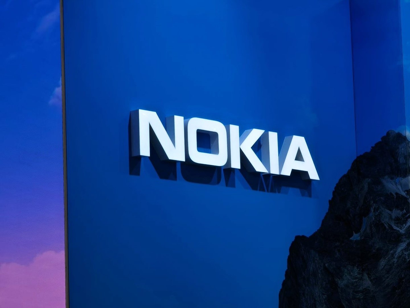 Nokia ruší plány na uvedenie vlajkovej lode