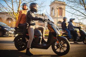 Antik elektrický skúter