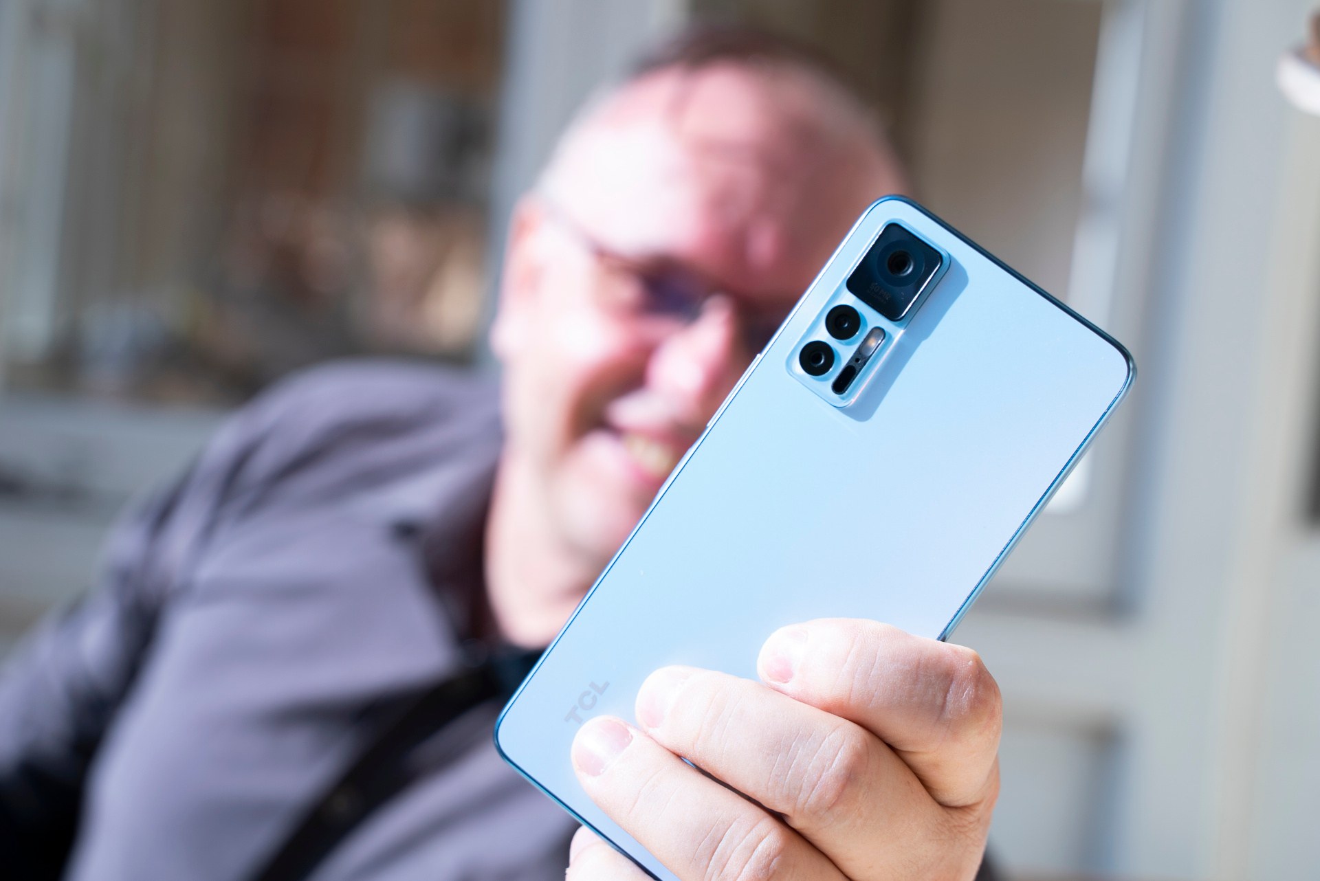 TCL prichádza so smartfónmi TCL 30, tabletmi a sieťovými zariadeniami