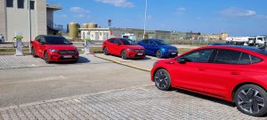 ejoin zastrešil novinársku akciu pre desiatky elektromobilov s batériovým úložiskom