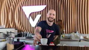 Tu by ste chceli pracovať: kuchyňa, škôlka, fitko, rôzne typy zasadačiek (VIDEO)