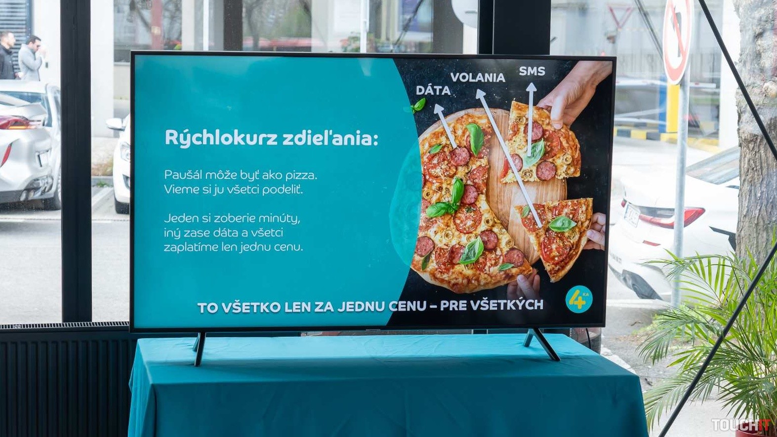 4ka to berie ako pizzu: chce to dobrý základ a k tomu si vyberiete prílohy podľa seba (VIDEO)