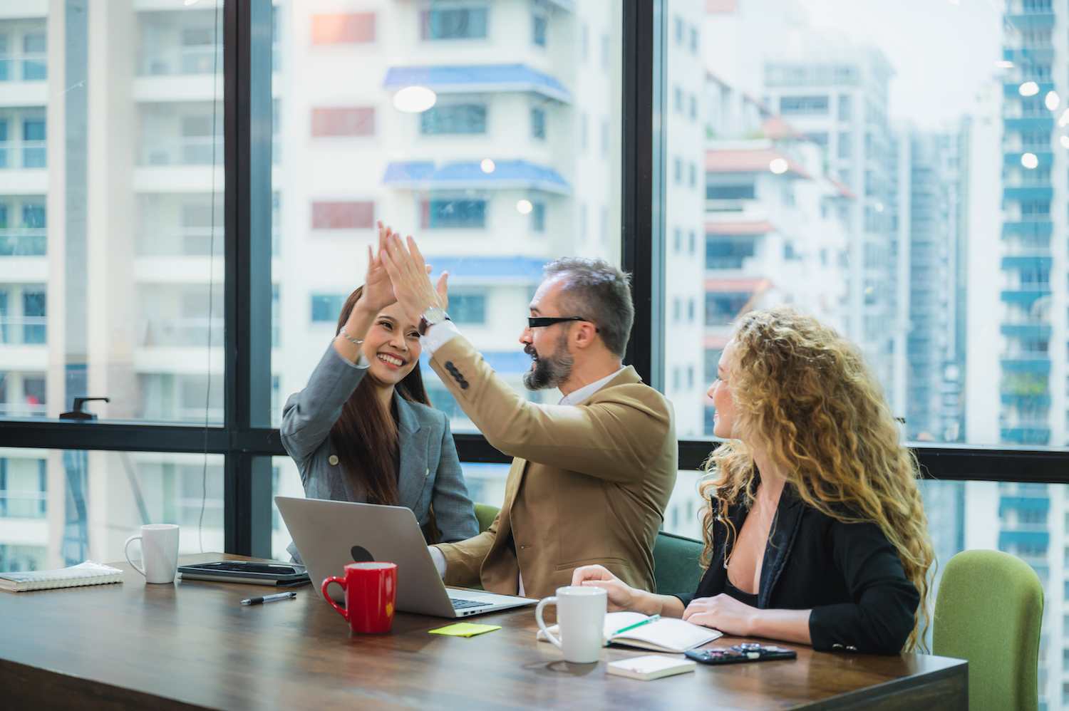 CDESK: poriadok robí priateľov a výsledkom je váš zisk