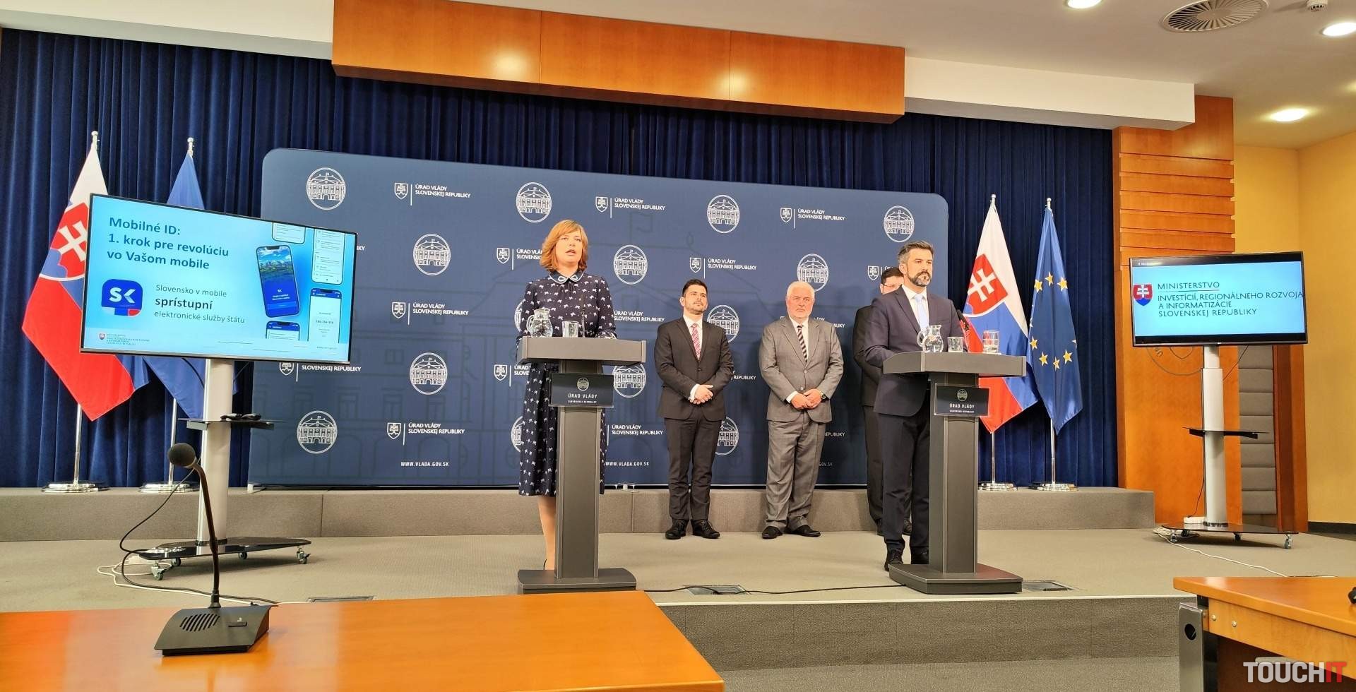 Štát dobieha zameškané: na svete je prihlásenie k službám cez mobil. Bude to stačiť?