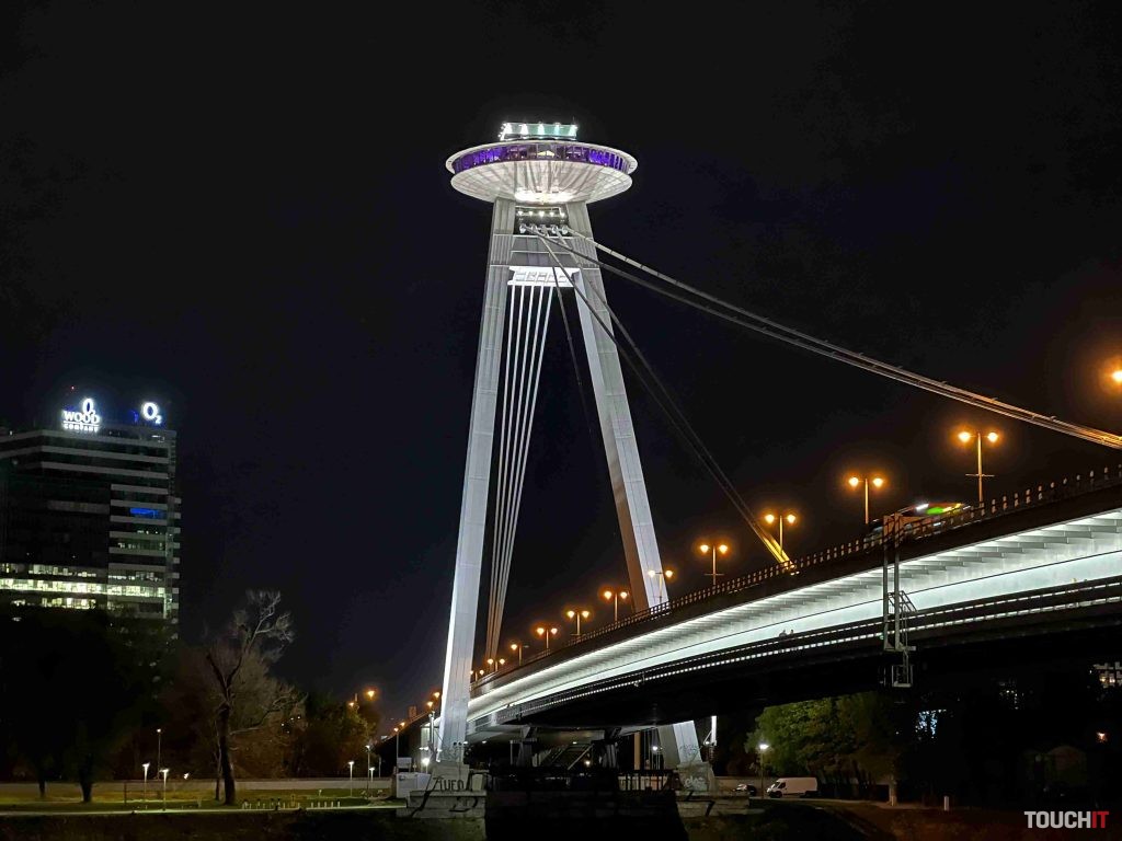 Kontrast noc iPhone 13 Pro