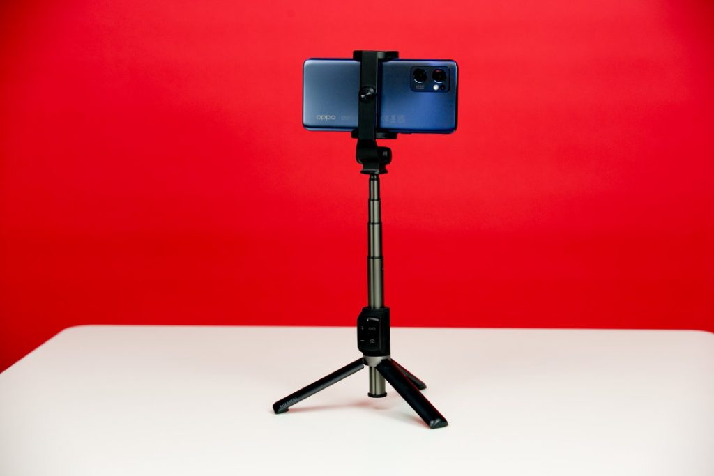 Smartfón v selfie paličke Huawei Selfie Stick Pro