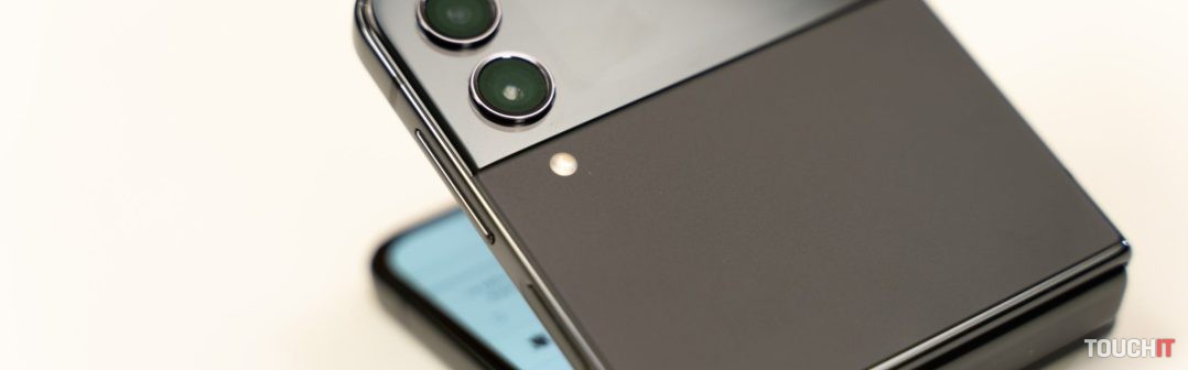 Samsung Galaxy Z Flip4