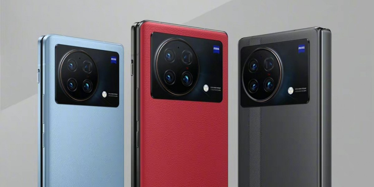 vivo X Fold+ oficiálne: Vysoký výkon a fotoaparáty Zeiss